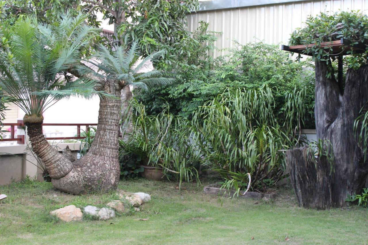 Tree Home Plus Nakhon Si Thammarat Extérieur photo