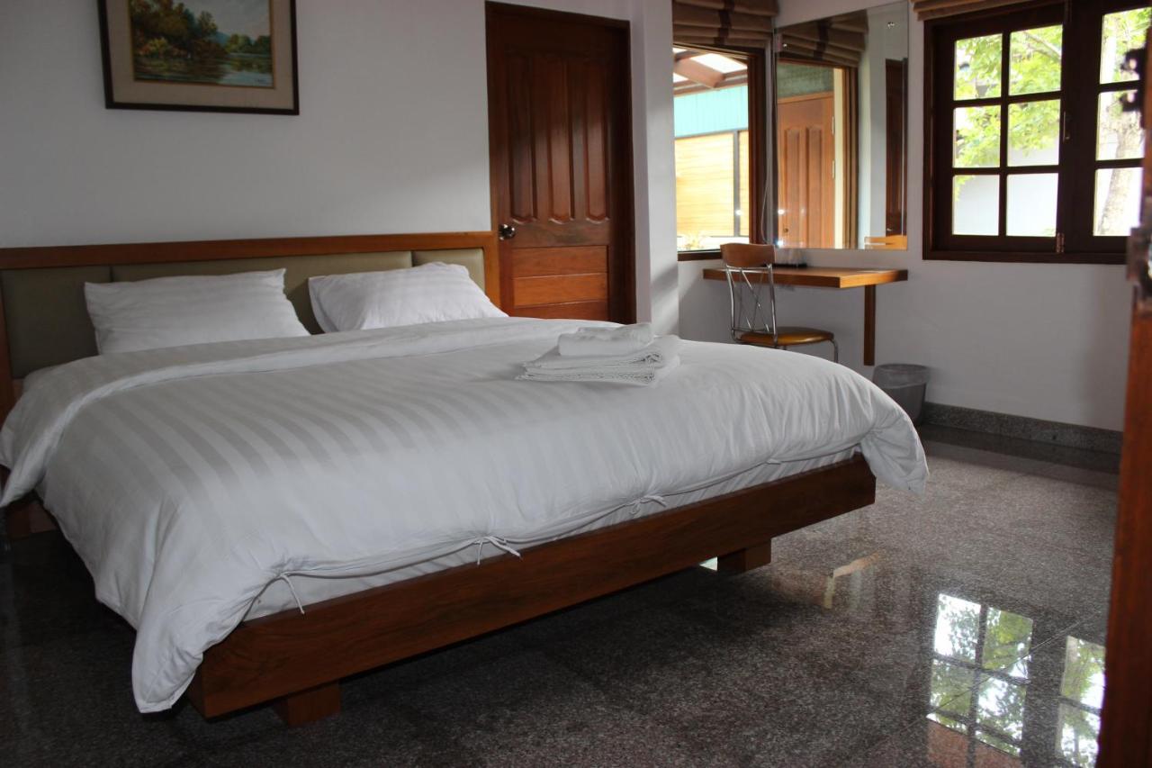 Tree Home Plus Nakhon Si Thammarat Extérieur photo